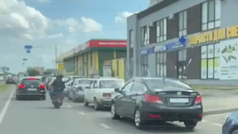 Очереди за бензином на Кубани и продажа мест