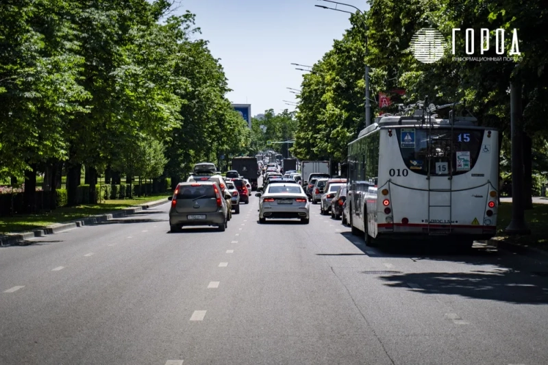 В Краснодаре пробки исчезают из-за дефицита бензина